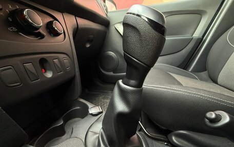 Renault Logan II, 2021 год, 1 120 000 рублей, 15 фотография