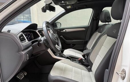 Volkswagen T-Roc I, 2022 год, 1 500 000 рублей, 6 фотография