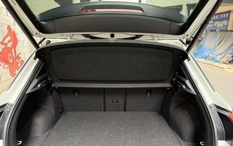 Volkswagen T-Roc I, 2022 год, 1 500 000 рублей, 8 фотография