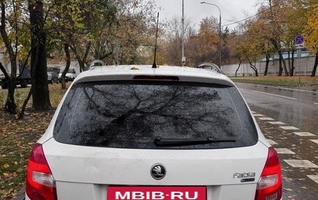 Skoda Fabia II, 2010 год, 525 000 рублей, 3 фотография