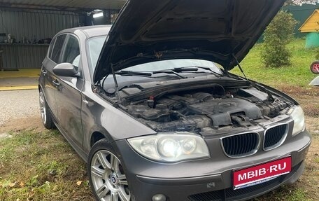 BMW 1 серия, 2005 год, 590 000 рублей, 1 фотография