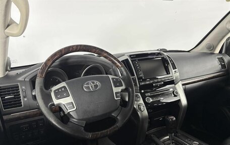 Toyota Land Cruiser 200, 2013 год, 3 400 000 рублей, 17 фотография