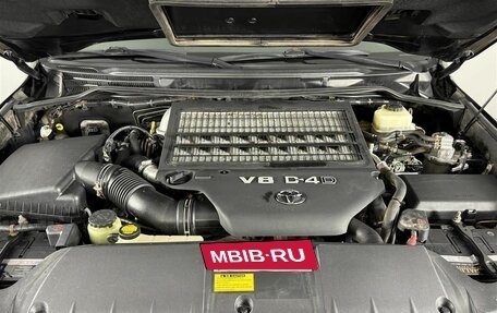 Toyota Land Cruiser 200, 2013 год, 3 400 000 рублей, 21 фотография