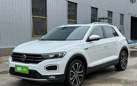 Volkswagen T-Roc I, 2022 год, 1 600 125 рублей, 3 фотография