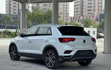 Volkswagen T-Roc I, 2022 год, 1 600 125 рублей, 15 фотография