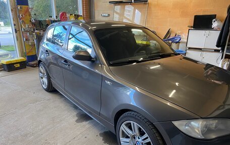 BMW 1 серия, 2005 год, 590 000 рублей, 17 фотография