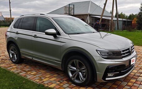 Volkswagen Tiguan II, 2020 год, 3 350 000 рублей, 3 фотография