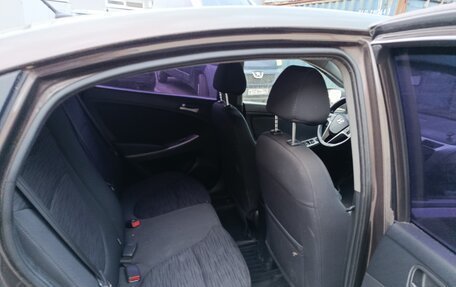 Hyundai Solaris II рестайлинг, 2014 год, 900 000 рублей, 7 фотография