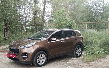 KIA Sportage IV рестайлинг, 2016 год, 2 300 000 рублей, 2 фотография