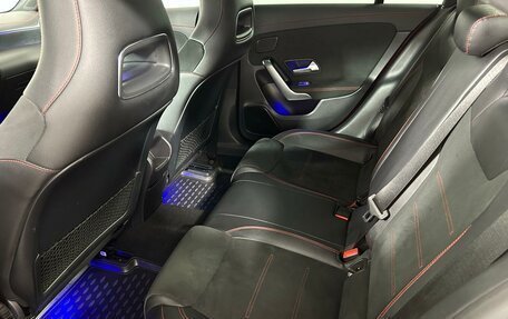 Mercedes-Benz CLA, 2019 год, 2 636 300 рублей, 21 фотография