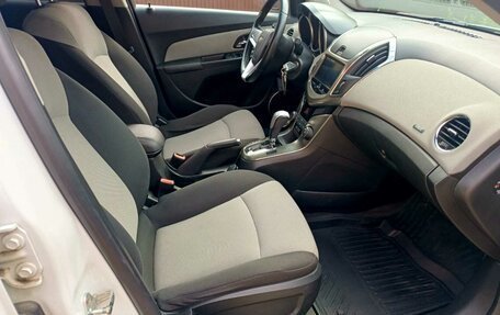Chevrolet Cruze II, 2014 год, 645 000 рублей, 10 фотография