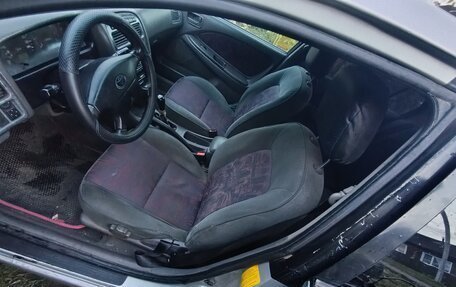 Toyota Avensis III рестайлинг, 1999 год, 240 000 рублей, 1 фотография