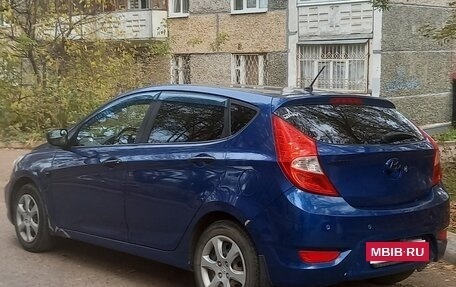 Hyundai Solaris II рестайлинг, 2011 год, 460 000 рублей, 5 фотография