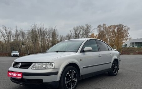 Volkswagen Passat B5+ рестайлинг, 1998 год, 330 000 рублей, 1 фотография