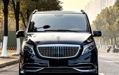 Mercedes-Benz V-Класс, 2021 год, 7 500 000 рублей, 1 фотография