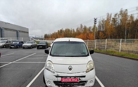 Renault Kangoo II рестайлинг, 2011 год, 500 000 рублей, 1 фотография