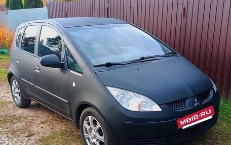 Mitsubishi Colt VI рестайлинг, 2006 год, 360 000 рублей, 2 фотография