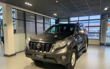 Toyota Land Cruiser Prado 150 рестайлинг 2, 2017 год, 3 950 000 рублей, 1 фотография