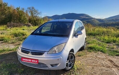 Mitsubishi Colt VI рестайлинг, 2004 год, 450 000 рублей, 1 фотография