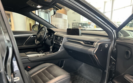 Lexus RX IV рестайлинг, 2018 год, 4 650 000 рублей, 13 фотография
