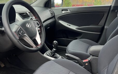 Hyundai Solaris II рестайлинг, 2011 год, 500 000 рублей, 7 фотография