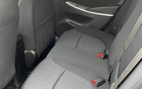 Hyundai Solaris II рестайлинг, 2011 год, 500 000 рублей, 15 фотография