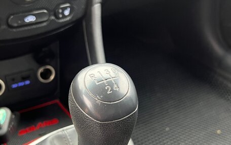 Hyundai Solaris II рестайлинг, 2011 год, 500 000 рублей, 13 фотография