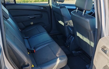 Opel Zafira B, 2006 год, 400 000 рублей, 16 фотография