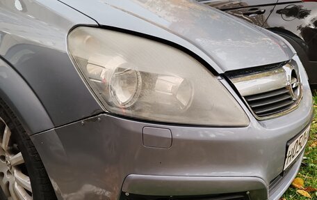 Opel Zafira B, 2006 год, 400 000 рублей, 34 фотография