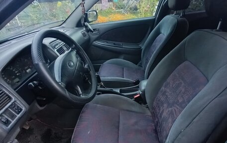 Toyota Avensis III рестайлинг, 1999 год, 240 000 рублей, 5 фотография