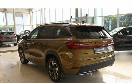 Skoda Kodiaq, 2025 год, 5 800 000 рублей, 3 фотография