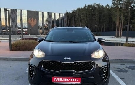 KIA Sportage IV рестайлинг, 2018 год, 2 100 000 рублей, 1 фотография