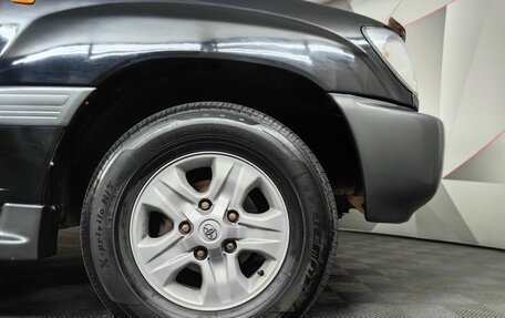 Toyota Land Cruiser 100 рестайлинг 2, 2000 год, 1 298 000 рублей, 16 фотография