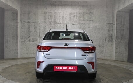 KIA Rio IV, 2018 год, 1 417 000 рублей, 11 фотография