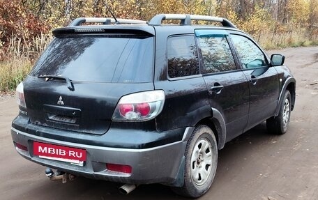 Mitsubishi Outlander III рестайлинг 3, 2005 год, 444 000 рублей, 4 фотография