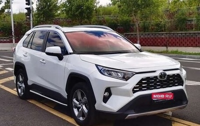 Toyota RAV4, 2022 год, 2 833 000 рублей, 1 фотография