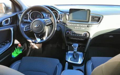 KIA cee'd III, 2019 год, 2 350 000 рублей, 23 фотография