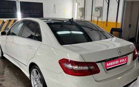 Mercedes-Benz E-Класс, 2010 год, 2 700 000 рублей, 6 фотография