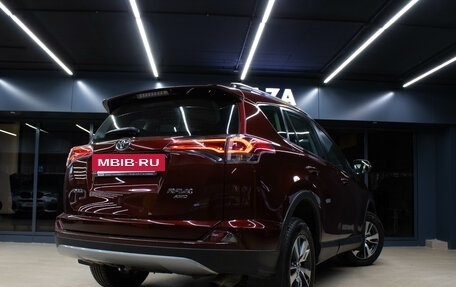 Toyota RAV4, 2017 год, 2 249 000 рублей, 6 фотография