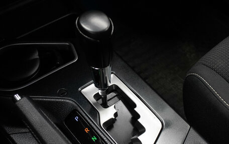 Toyota RAV4, 2017 год, 2 249 000 рублей, 26 фотография