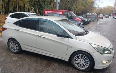 Hyundai Solaris II рестайлинг, 2014 год, 900 000 рублей, 1 фотография