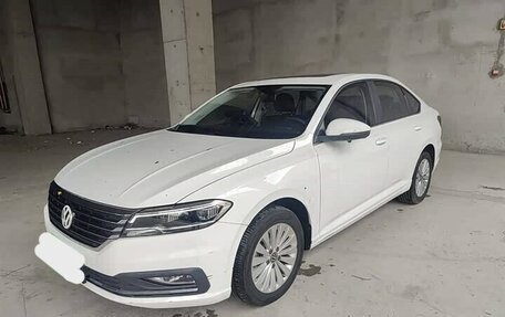 Volkswagen Lavida, 2021 год, 1 500 000 рублей, 1 фотография