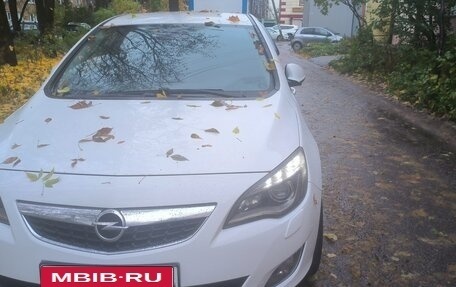 Opel Astra J, 2011 год, 820 000 рублей, 1 фотография