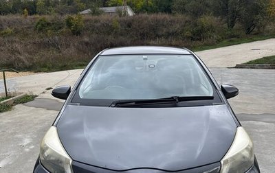Toyota Vitz, 2011 год, 800 000 рублей, 1 фотография