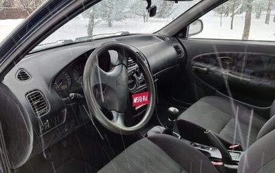 Mitsubishi Carisma I, 1998 год, 200 000 рублей, 1 фотография