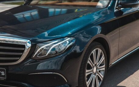 Mercedes-Benz E-Класс, 2016 год, 3 300 000 рублей, 4 фотография