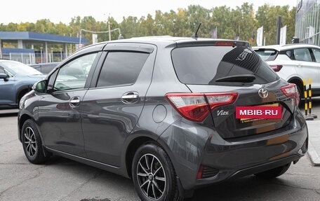 Toyota Vitz, 2018 год, 828 000 рублей, 9 фотография