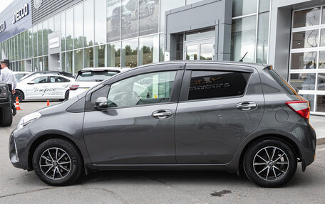 Toyota Vitz, 2018 год, 828 000 рублей, 10 фотография