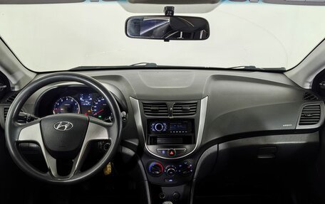 Hyundai Solaris II рестайлинг, 2016 год, 630 000 рублей, 10 фотография