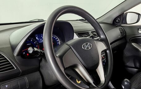 Hyundai Solaris II рестайлинг, 2016 год, 630 000 рублей, 12 фотография